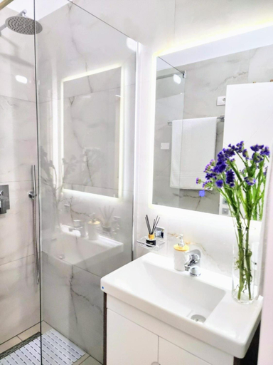 Others 4, New Apartment close to Sea and Downtown, Vlorës