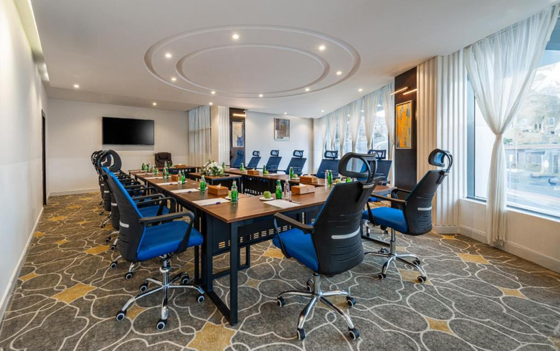 Business Facilities 5, Garden Abha