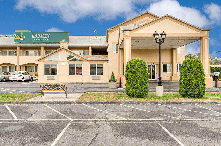 Exterior & Views 2, Quality Inn & Suites Northampton - Amherst, Hampshire