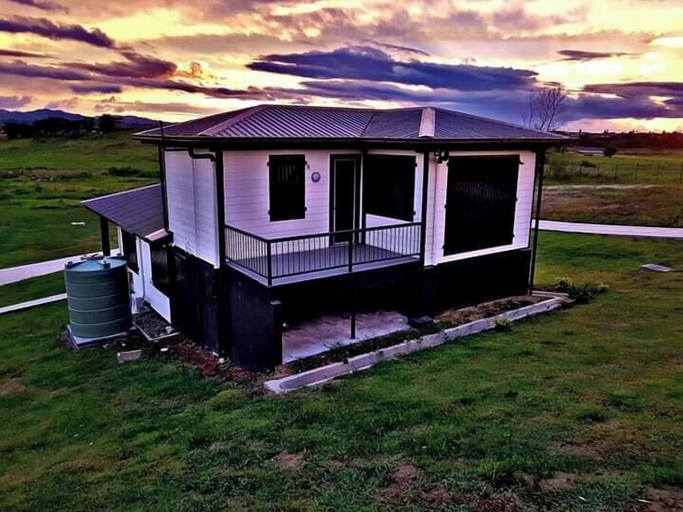 Exterior & Views 2, Nasau Resort & Villas, Ba