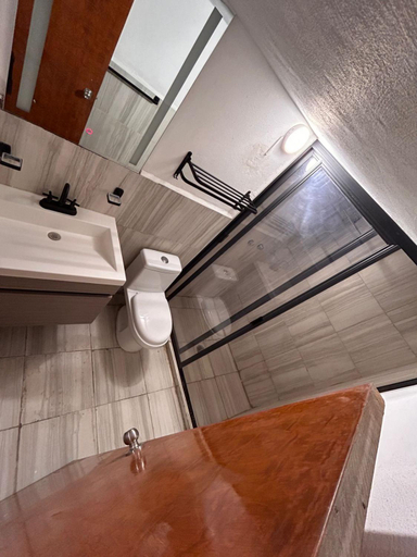 Bathroom 3, Singular Reforma, Mexico City