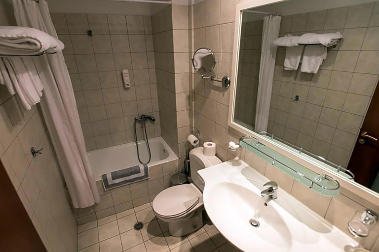 Bathroom 4, Appolonion, Central Greece