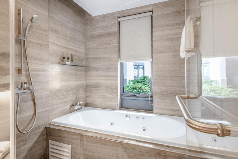 Bathroom 5, CM+ Serviced Apartment Shenzhen Hillside, Shenzhen