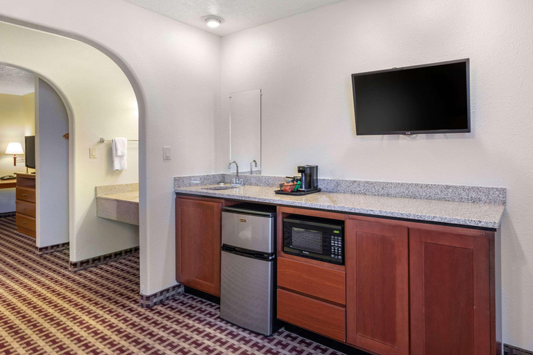 Bedroom 3, Econo Lodge Inn & Suites Socorro, Socorro