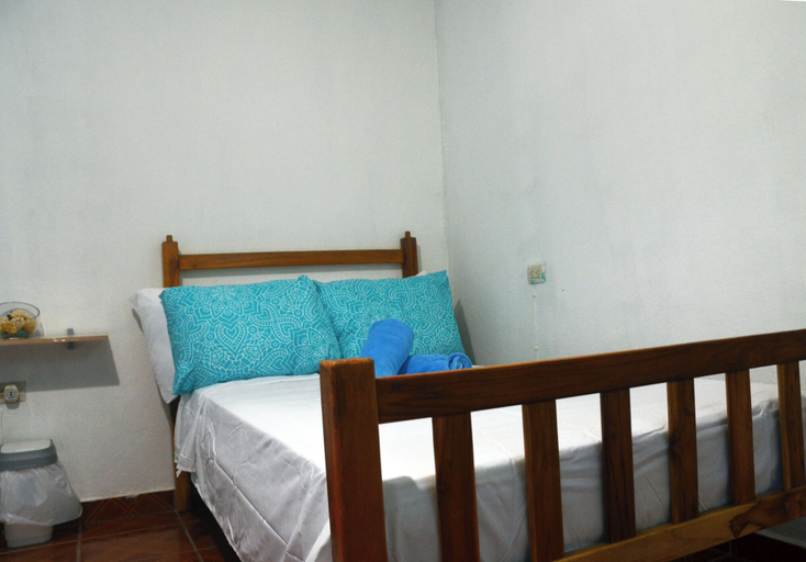 Bedroom 2, Aventura Surf Suites-Surf City El Tunco, Tamanique