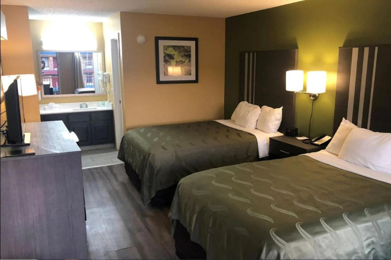 Bedroom 3, Baymont by Wyndham Selma, Dallas