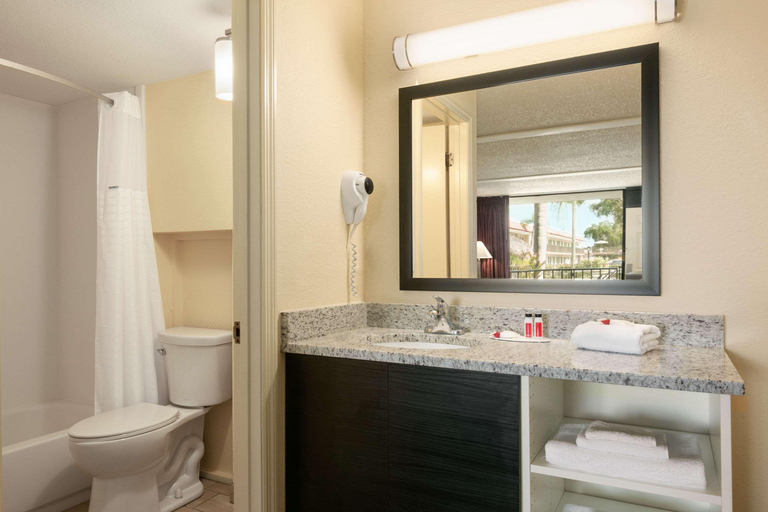 Bathroom 4, Days Inn by Wyndham Clearwater/Gulf to Bay, Pinellas