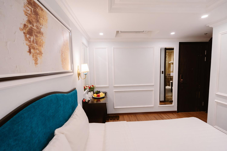 Bedroom 12