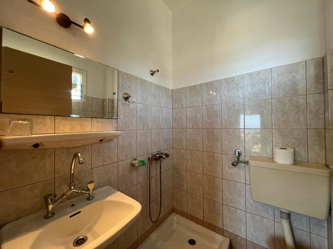 Others 5, Studios Fedra, East Macedonia and Thrace