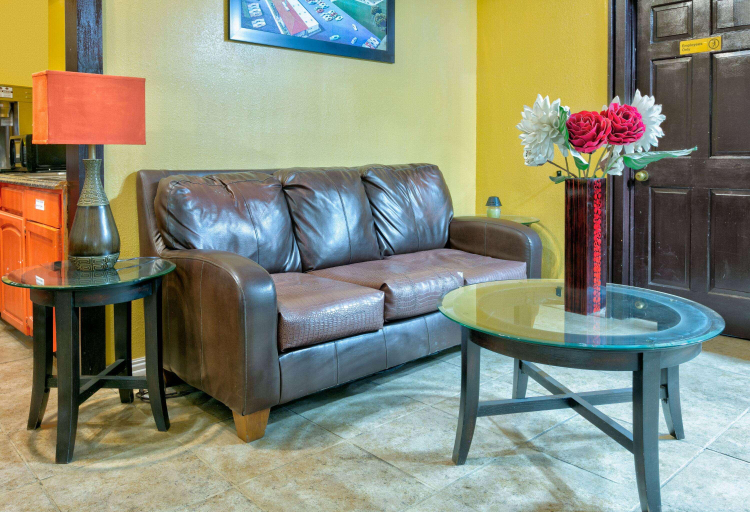 Public Area 2, Howard Johnson By Wyndham San Marcos, Hays