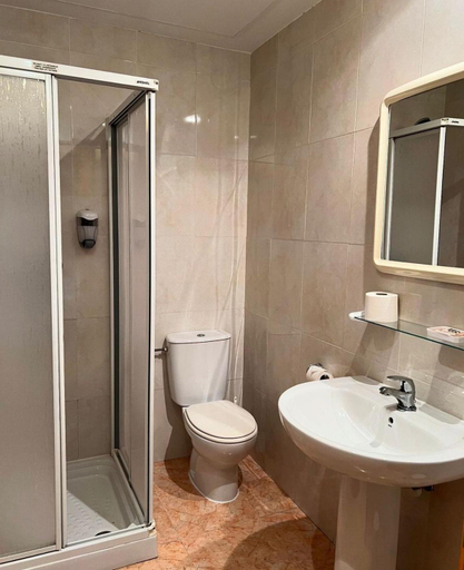 Bathroom 3, Hostal el secreto, Teruel