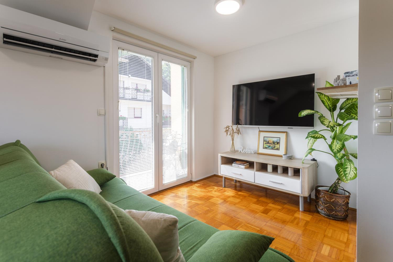 Others 4, Apartments Leonid, Zagorska Sela