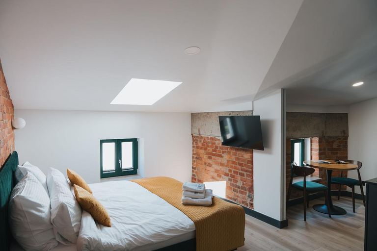 Bedroom 12