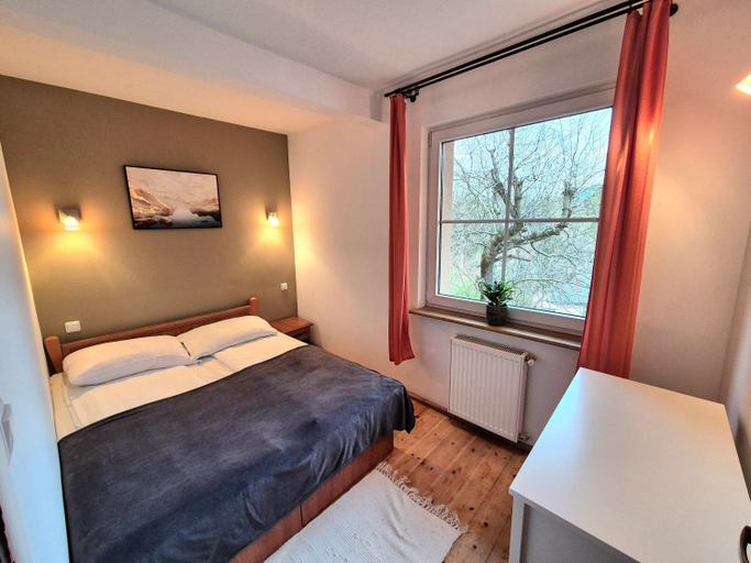 Bedroom 2, Willa Roza Wiatrow, Jelenia Góra