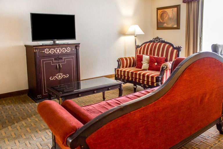 Public Area 2, Clarion Hotel Conference Center on Lake Erie, Chautauqua