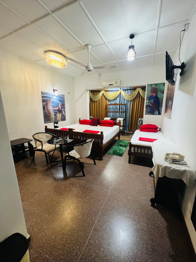 Others 5, Senathilaka Guest Inn, Puttalam