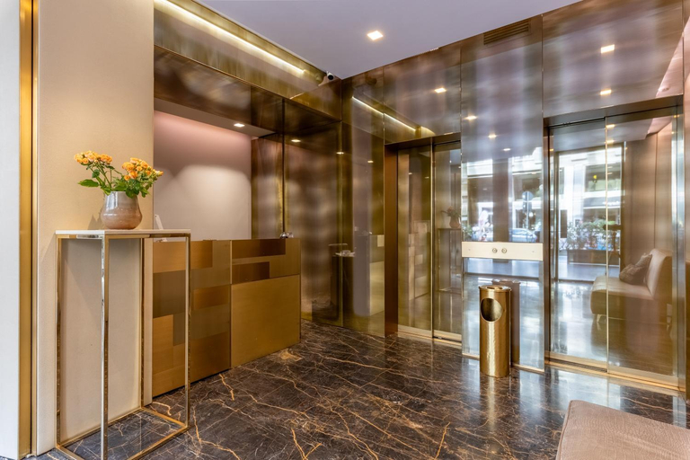Public Area 3, NJ HOTELS & APARTMENTS, Milano