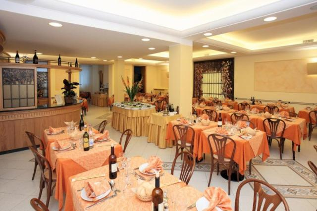 Food & Drinks 4, Albergo Vittoria, Parma