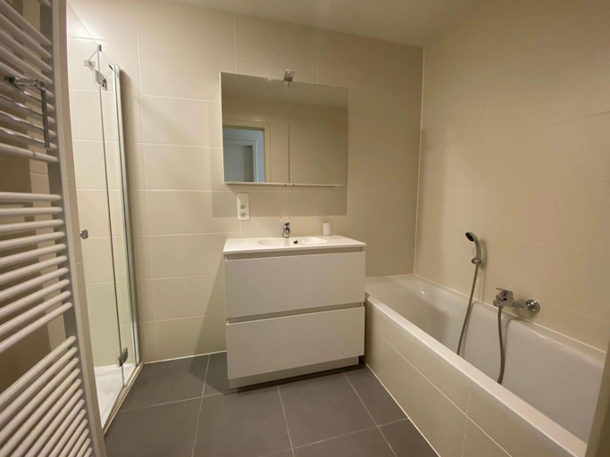 Bathroom 3, Apartment near Port with Sun Terrace, West-Vlaanderen