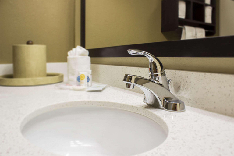 Bathroom 4, Comfort Suites Regency Park, Wake