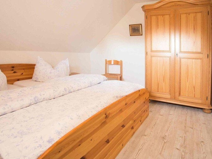 Others 2, Rustic gable holiday apartment F3, Nordfriesland