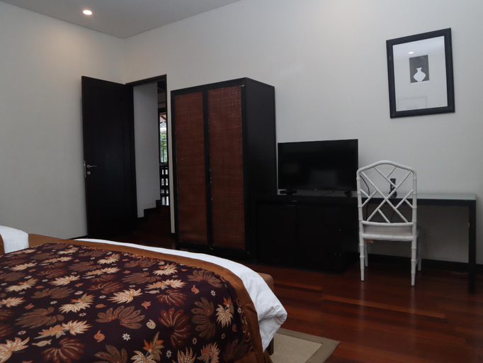 Bedroom 8