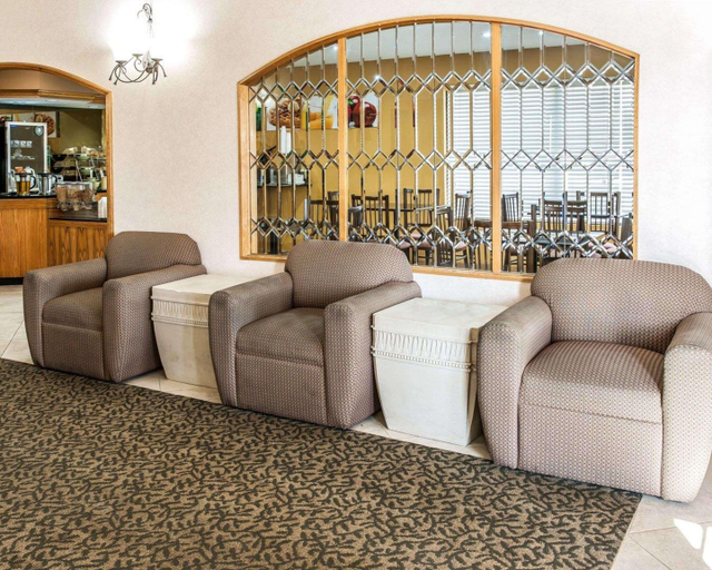 Public Area 2, Quality Inn & Suites Shelbyville I-74, Shelby
