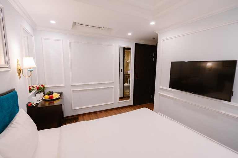 Bedroom 9
