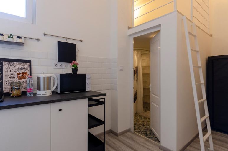 Others 5, Bartok Suites, Budapesti
