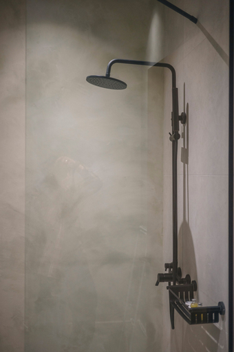 Bathroom 2, Casa di Cornaro, Crete