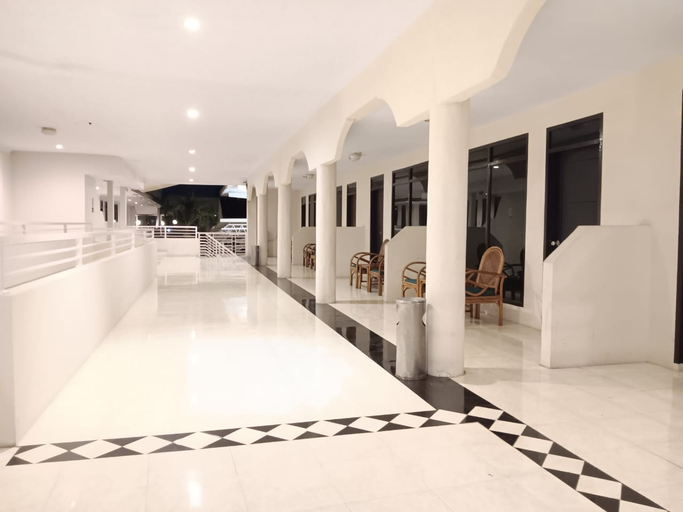 Others 2, New Sentral Hotel, Palu