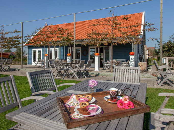 Others 2, Stylish Zeeland Stay BBQ, Veere