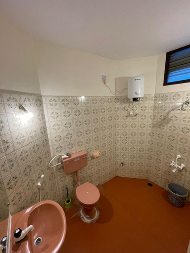 Bathroom 2, DAN The Villa , Viluppuram