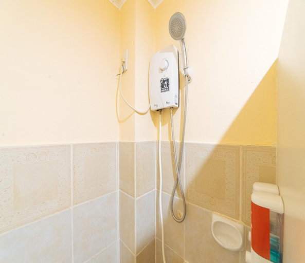 Bathroom 6