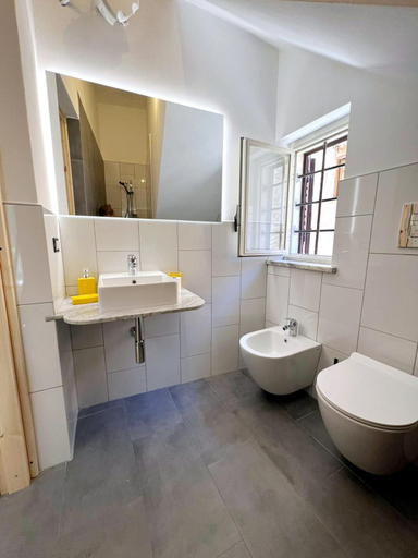 Bathroom 4, Panoramica Via Villa, Palermo