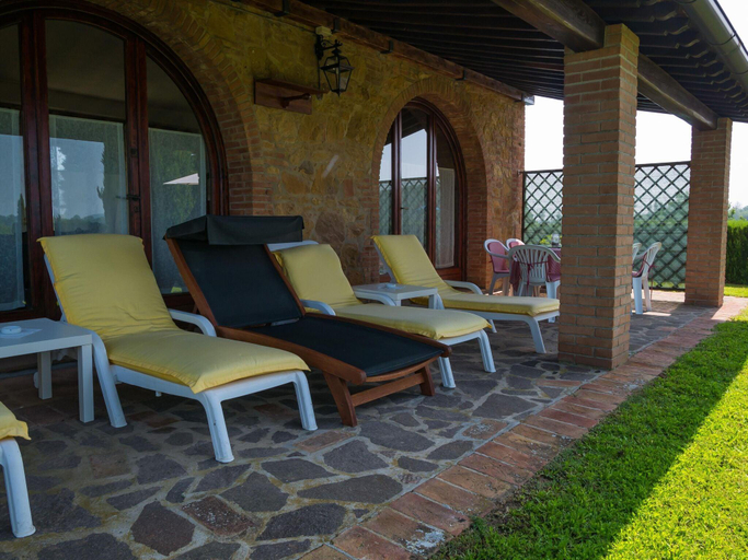 Others 3, Rustic Retreat in Tuscany with Pool, Florence