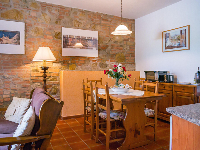 Food & Drinks 4, Apartment in Tuscany with Pool  Garden, Florence