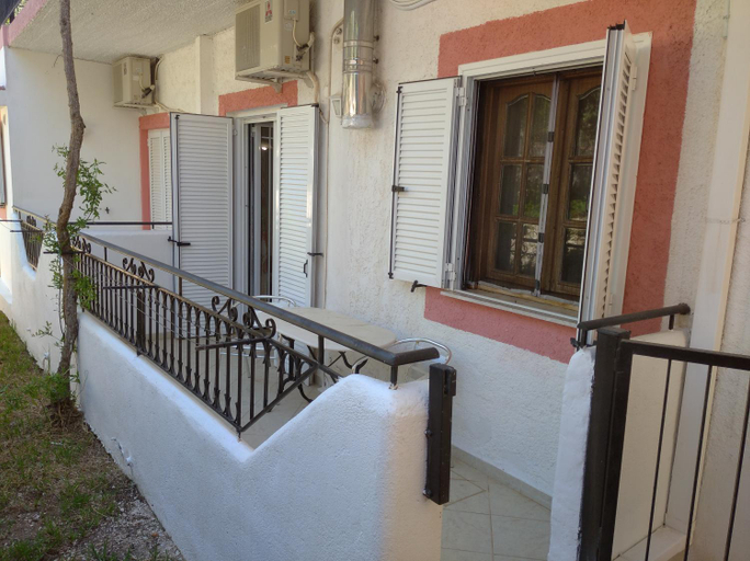 Others 5, Kapandriti Rooms, Ionian Islands
