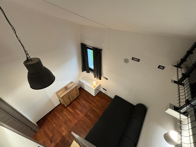 Others 5, B&B Tre scimmiette, Udine