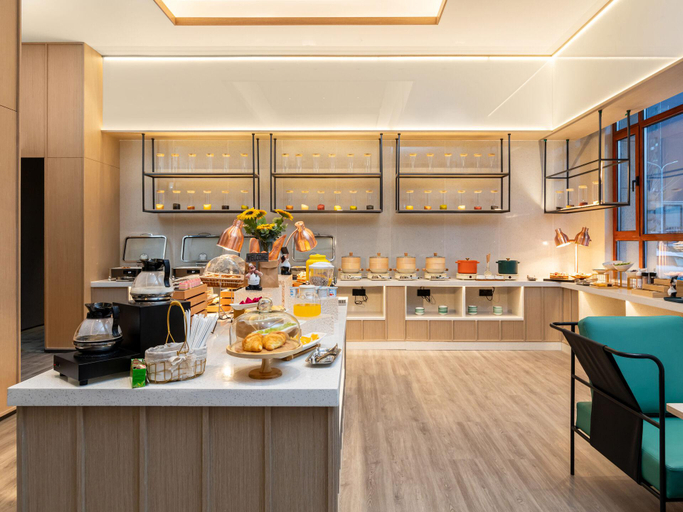 Food & Drinks 4, Country Inn & Suites by Radisson Tonghua Wanda Plaza, Tonghua