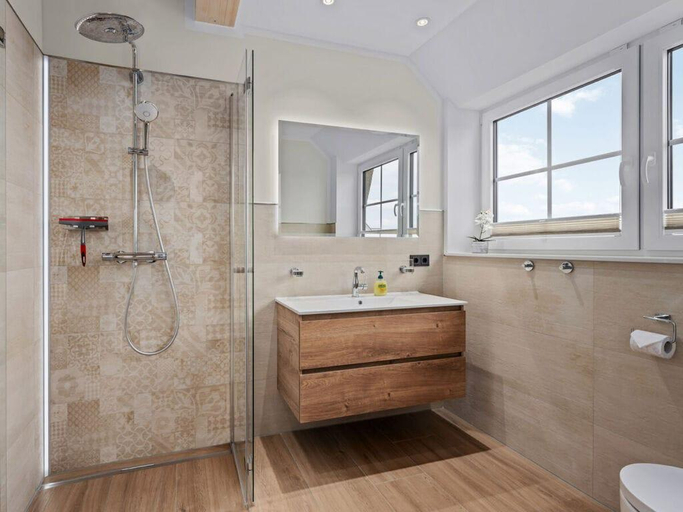 Bathroom 3, Baltic Sea view Comfortable holiday residence, Vorpommern-Rügen