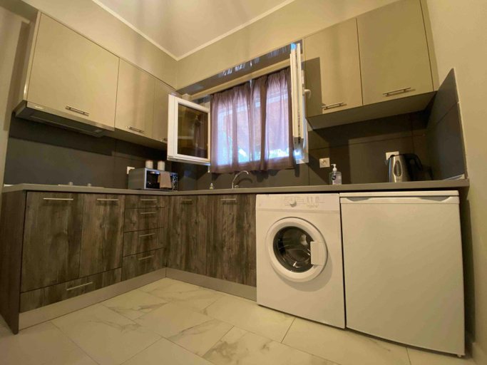 Others 3, Joanna's apartments, Ionian Islands