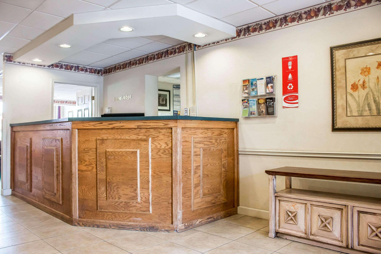 Public Area 2, Econo Lodge Williamsport, Lycoming