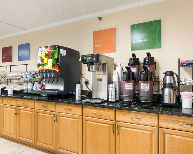 Food & Drinks 4, Comfort Inn Oxon Hill, Prince George's