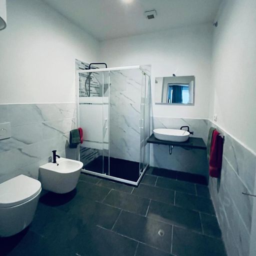 Others 2, Esterina Rooms, La Spezia