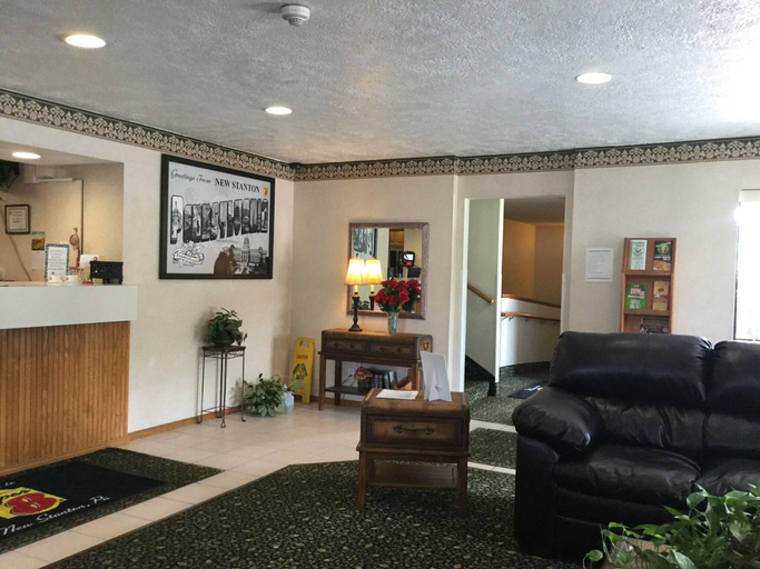 Public Area 2, Super 8 by Wyndham New Stanton, Westmoreland