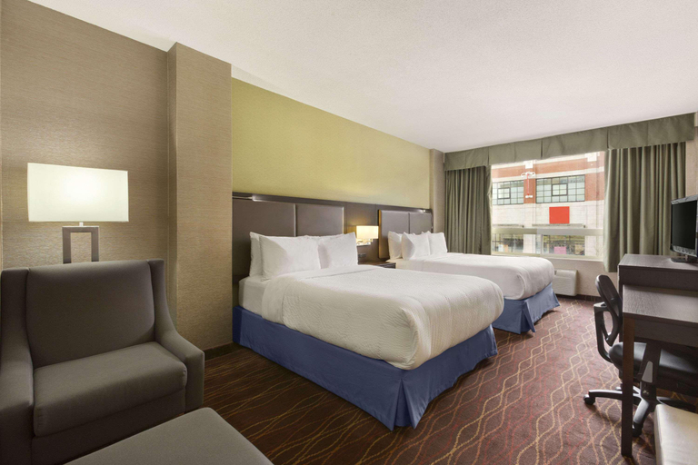 Bedroom 3, Days Inn by Wyndham Ottawa, Ottawa