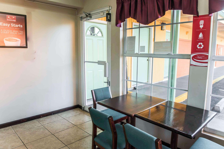 Others 5, Econo Lodge Tallahassee Downtown - University, Leon