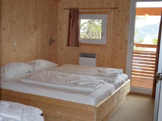 Bedroom 2, Chalet in Turracher Hohe near Ski Slopes, Murau