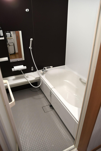 Bathroom 3, Mush Rooms, Asahikawa